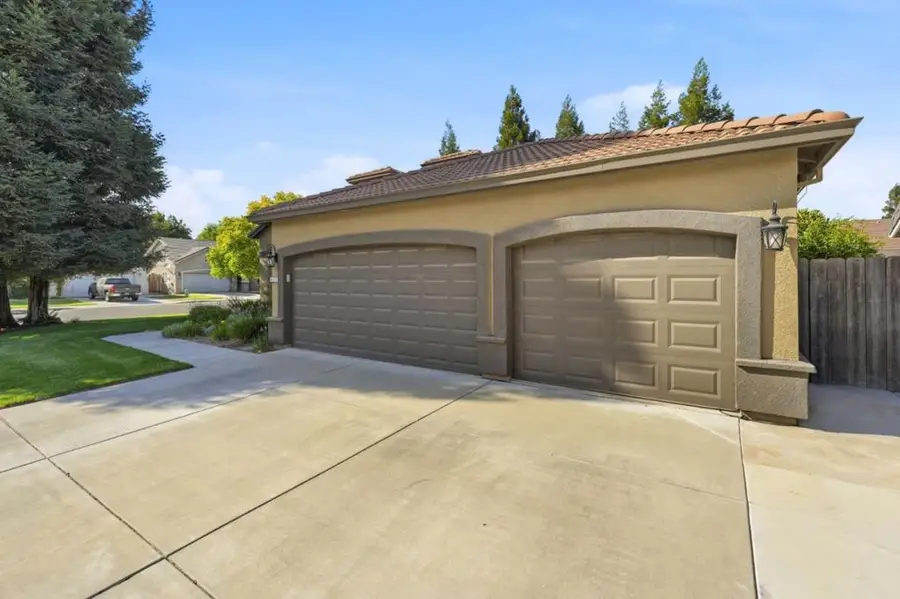 4217 Big Tree Court, Denair, CA 95316 - #3