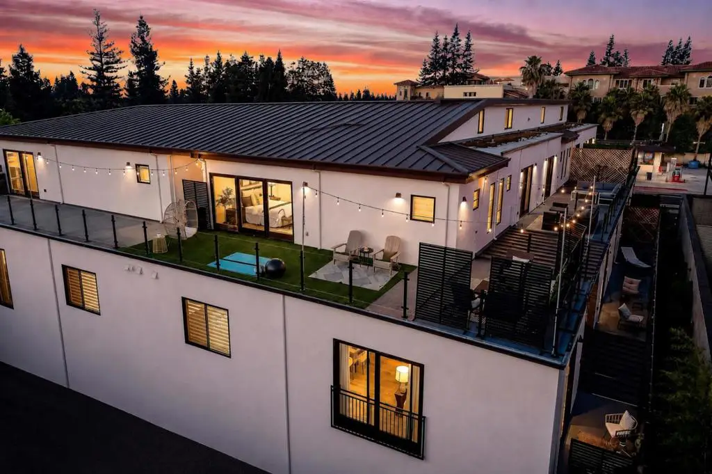 914 Woodside Road, Redwood City, CA 94061 - #1