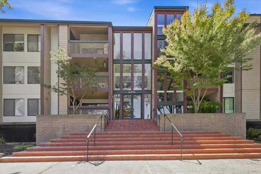 2211 Latham Street #122, Mountain View, CA 94040 - #2