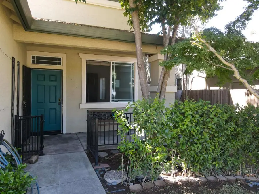 6497 Aspen Gardens Way, Citrus Heights, CA 95621 - #2