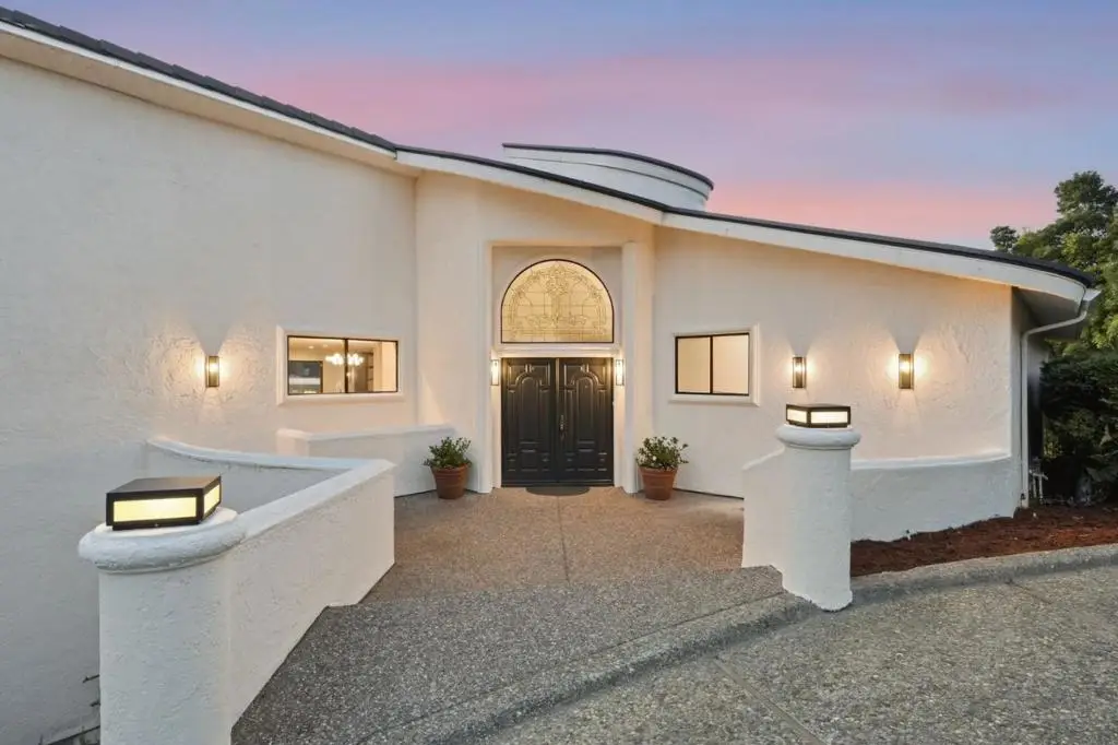40 Eugenia Way, Hillsborough, CA 94010 - #1