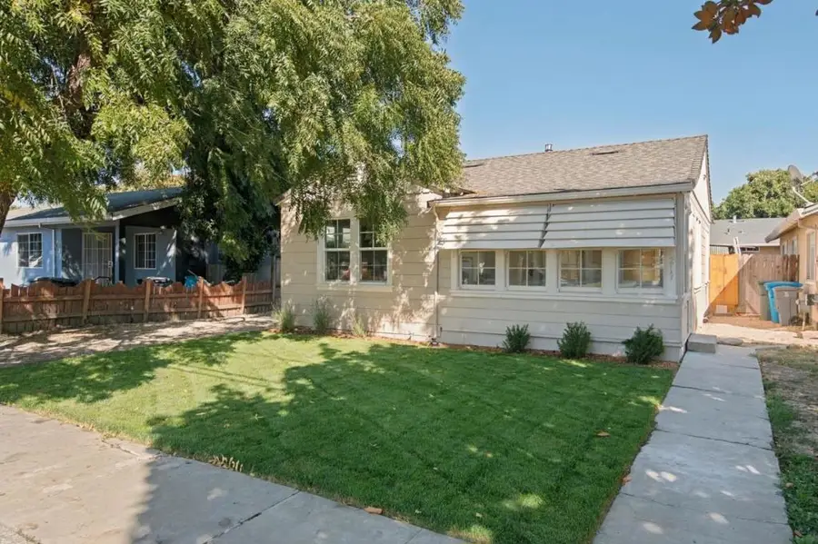 219 Line Street, Hollister, CA 95023 - #3