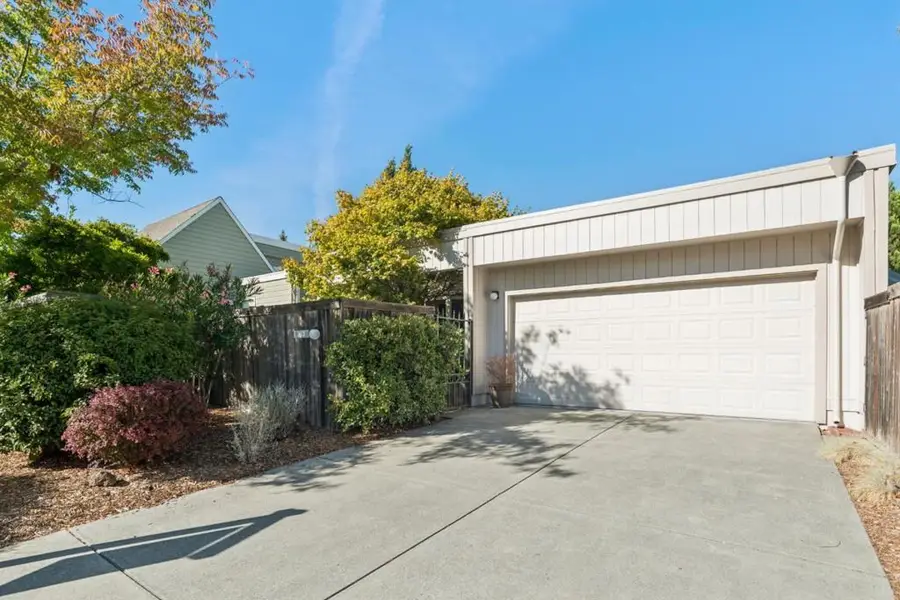 363 Dahlia Drive, Sonoma, CA 95476 - #2