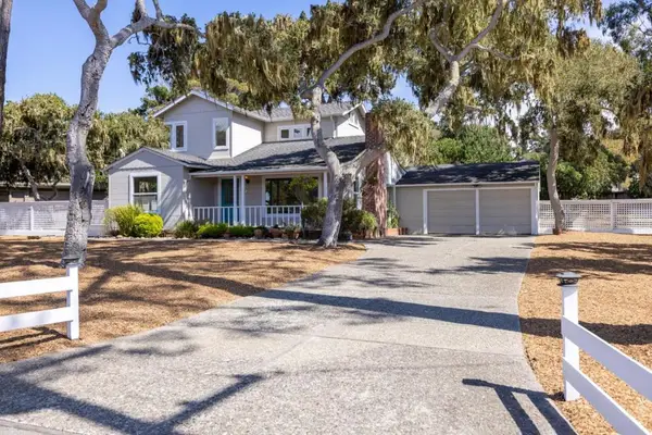 485 Grove Acre Avenue, Pacific Grove, CA 93950