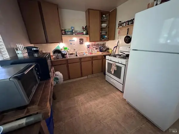 2721 Victoria Drive, Santa Rosa, CA 95407