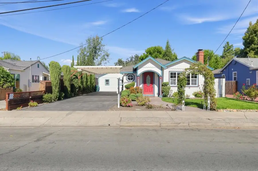 715 Hudson Street, Redwood City, CA 94061 - #2