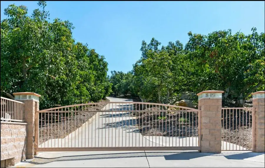 1629 Wild Acres Road, Vista, CA 92084 - #3