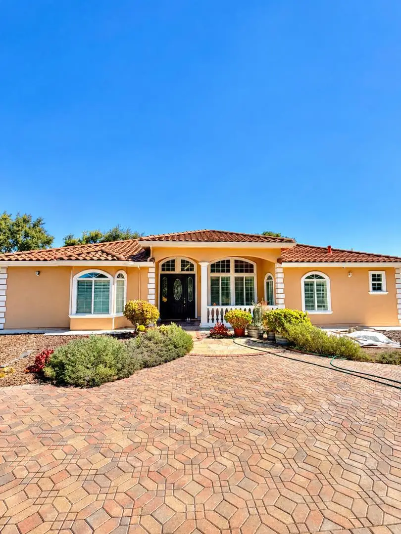 860 W Edmundson Avenue, Morgan Hill, CA 95037 - #1