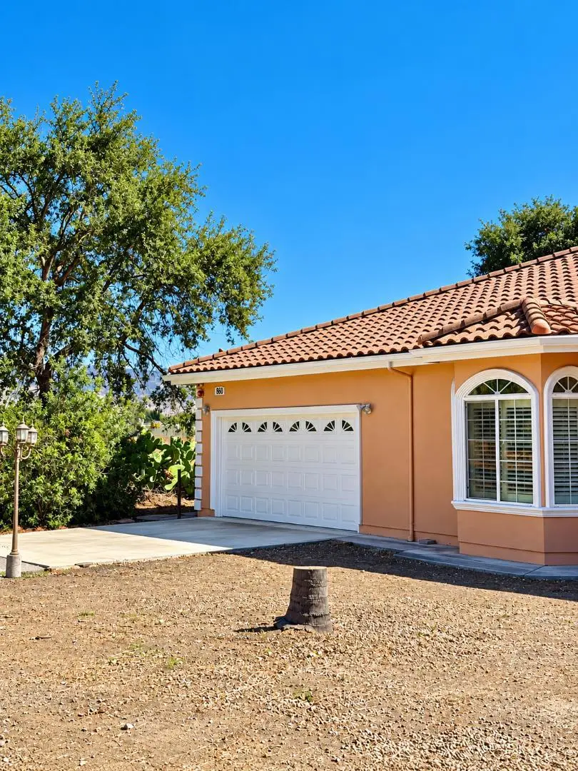 860 W Edmundson Avenue, Morgan Hill, CA 95037 - #2