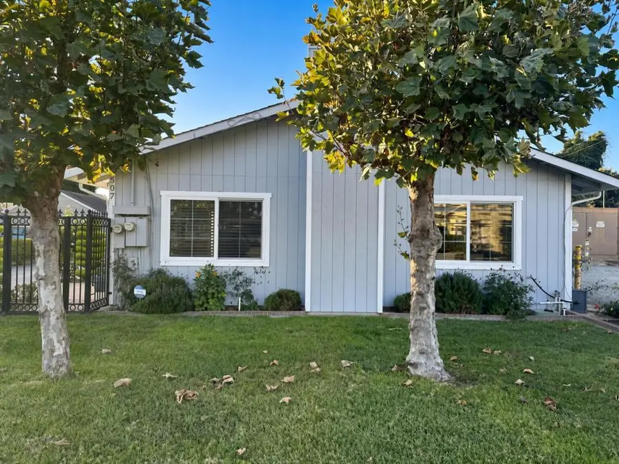 507 E Lake Avenue, Watsonville, CA 95076 - #3