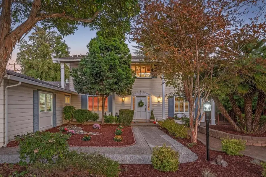 12612 Miller Avenue, Saratoga, CA 95070 - #2