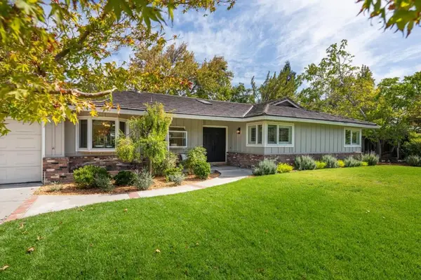 1624 Newcastle Drive, Los Altos, CA 94024