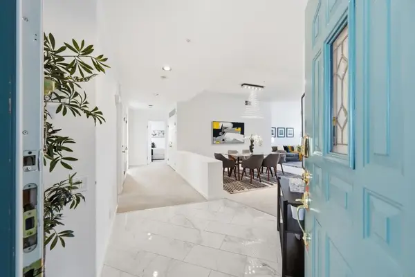 720 Promontory Point Lane #2209, Foster City, CA 94404