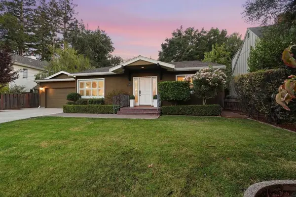 20660 Lomita Avenue, Saratoga, CA 95070