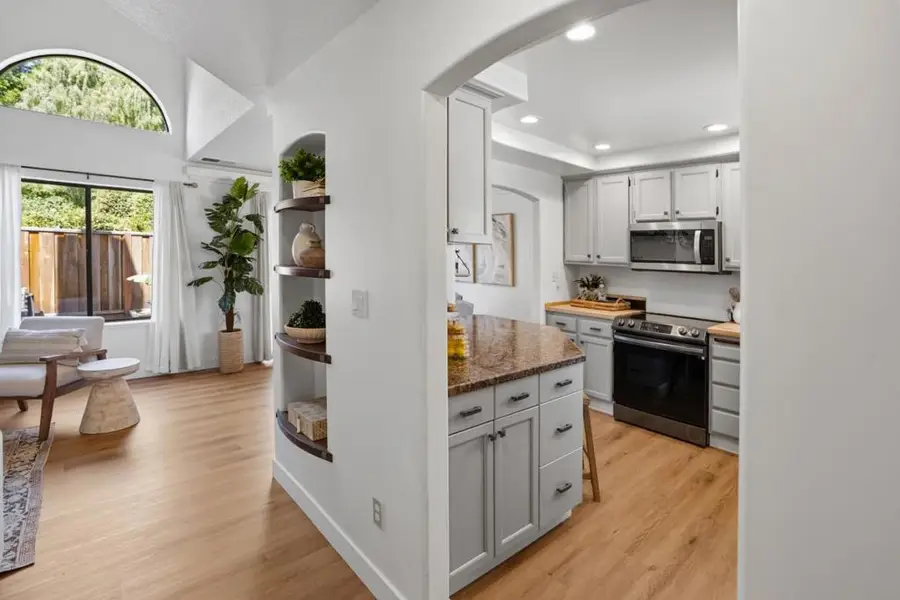 37 Winding Way, Watsonville, CA 95076 - #2