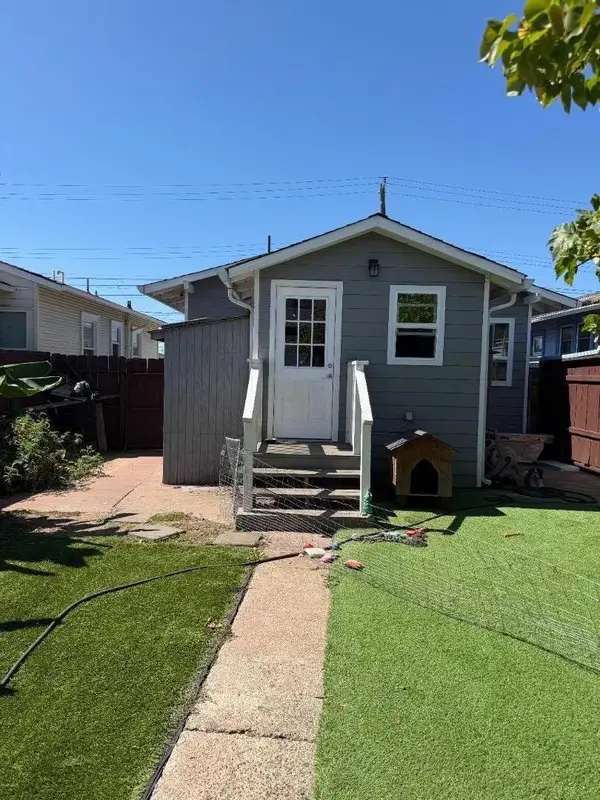 Address Withheld By Seller, Oakland, CA 94605