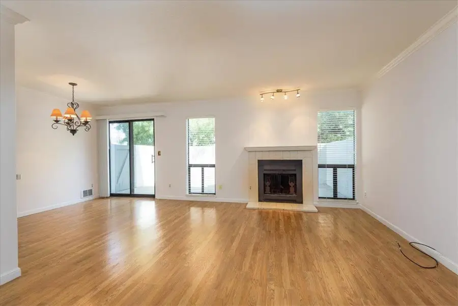 5 W Bellevue Avenue #2, San Mateo, CA 94402 - #3