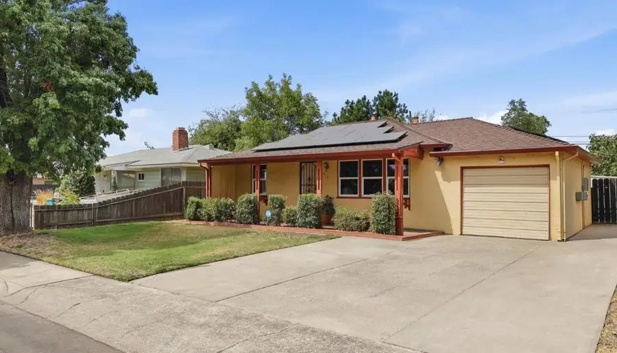 415 E Atlee Street, Stockton, CA 95204 - #2