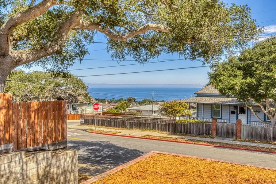 685 Pine Street, Monterey, CA 93940 - #3