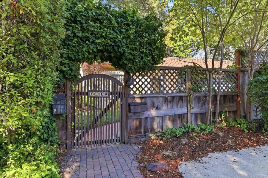 1319 Hopkins Avenue, Palo Alto, CA 94301 - #3