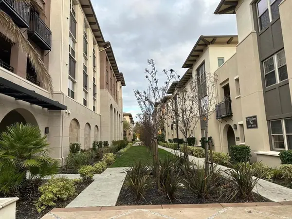 1068 Bigleaf Place #402, San Jose, CA 95131