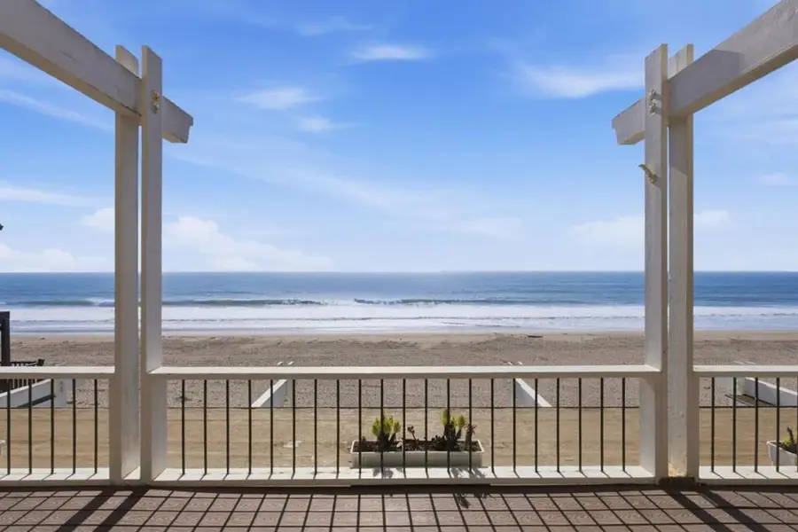 300 Oceanview Drive #302, La Selva Beach, CA 95076 - #3