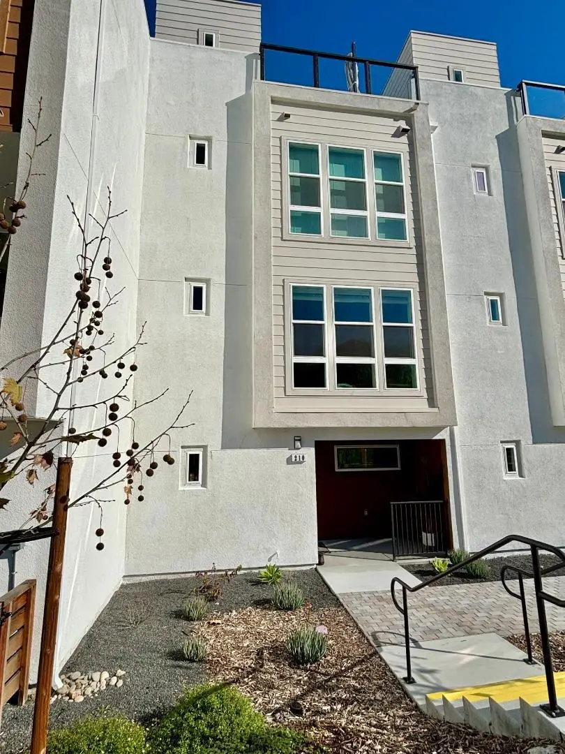 210 Verandah Avenue, Novato, CA 94945 - #3