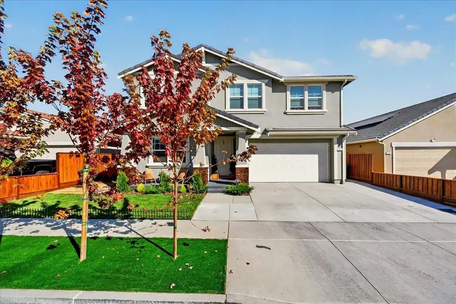 1910 Peony Street, Hollister, CA 95023 - #2
