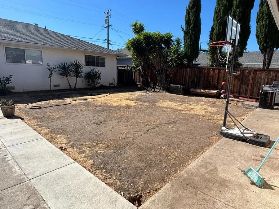 2172 Aza Drive, Santa Clara, CA 95050 - #2