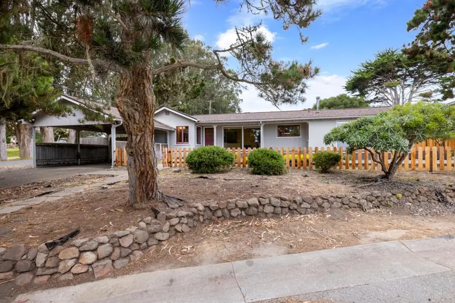 865 Crest Avenue, Pacific Grove, CA 93950 - #2