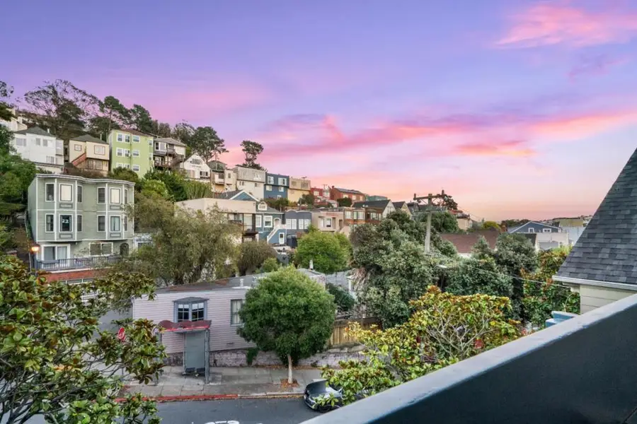 27002702 Diamond Street, San Francisco, CA 94131 - #2