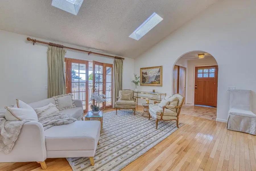 1205 Lincoln Avenue, Pacific Grove, CA 93950 - #3