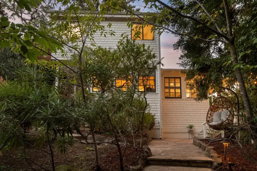 2526 Woodland Place, Redwood City, CA 94062 - #2