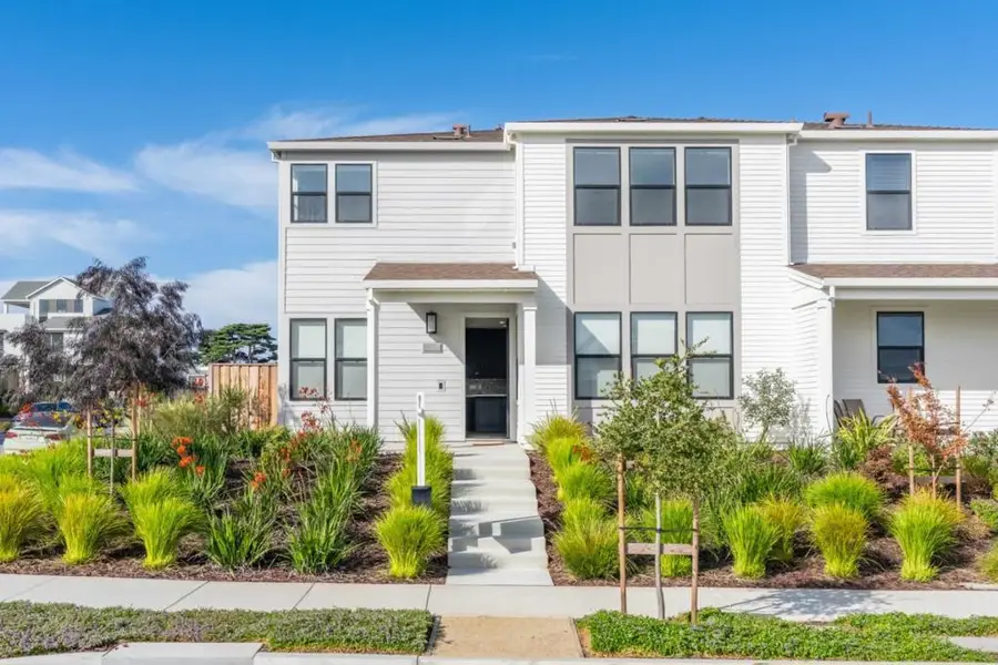 2501 Ocean Bluff Avenue, Marina, CA 93933 - #2