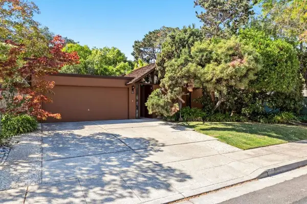 957 Eichler Drive, Mountain View, CA 94040