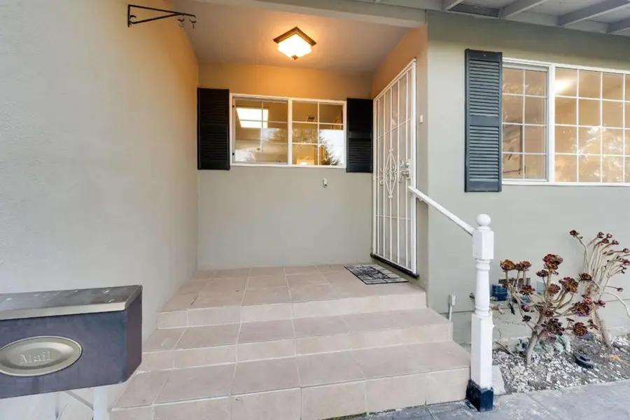 963 Beech Street, East Palo Alto, CA 94303 - #2