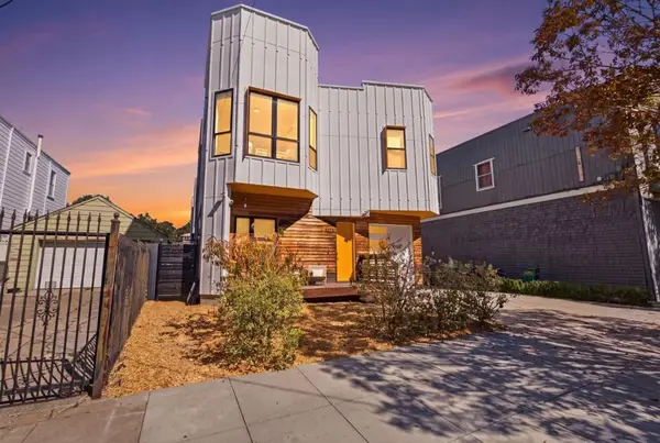 15101514 8th Street, Oakland, CA 94607