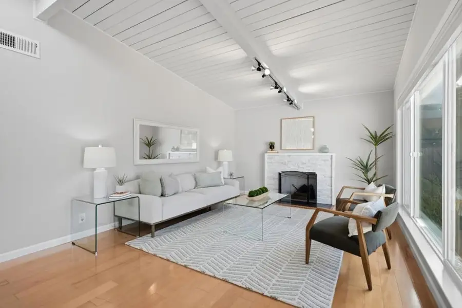 2464 Betlo Avenue, Mountain View, CA 94043 - #2