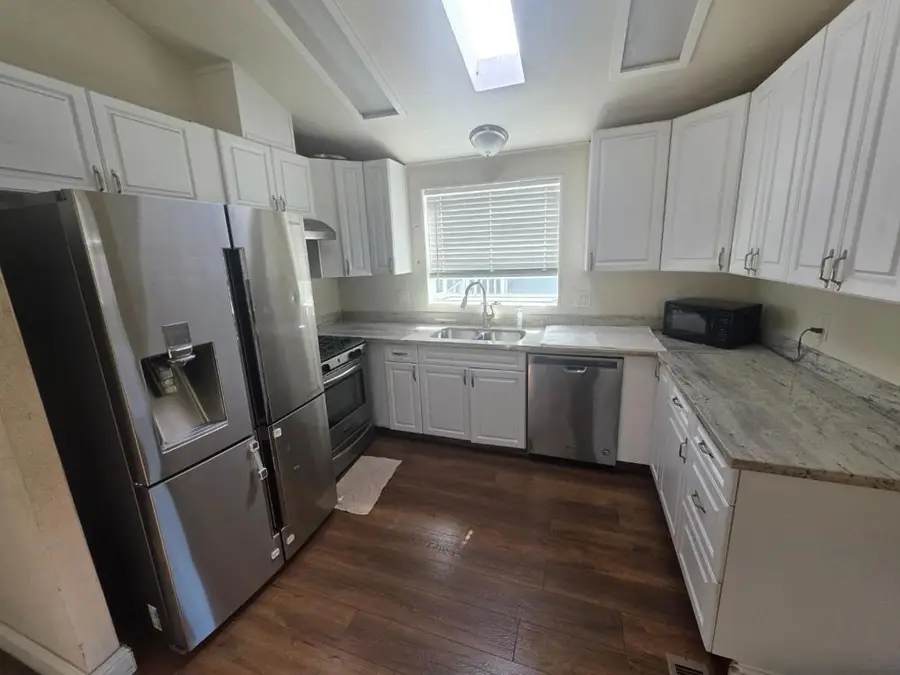 3015 E Bayshore Road #19, Redwood City, CA 94063 - #2