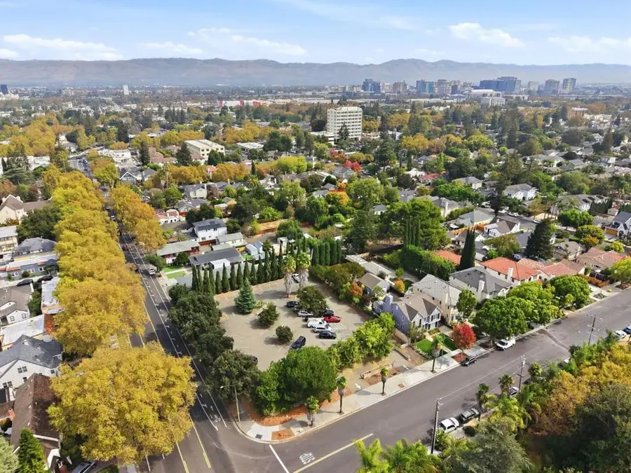690 Chapman Street, San Jose, CA 95126 - #2