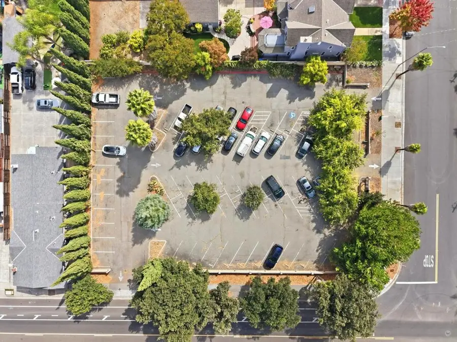 690 Chapman Street, San Jose, CA 95126 - #3