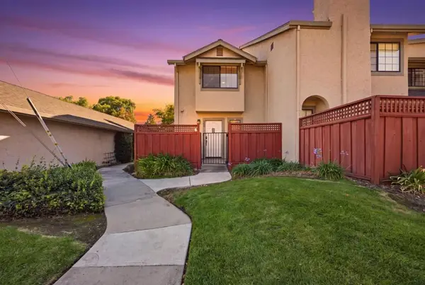 300 W Sunnyoaks Avenue, Campbell, CA 95008