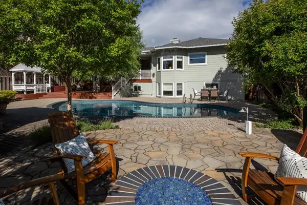 730 Greenview Place, Los Altos, CA 94024