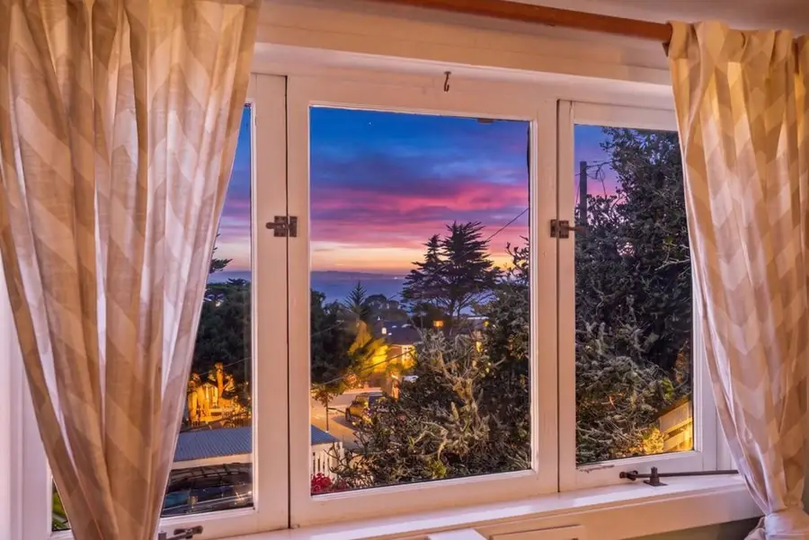 212 11th Street, Pacific Grove, CA 93950 - #3
