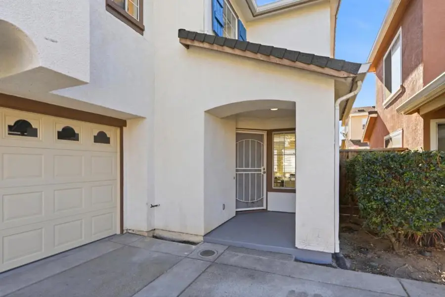 1572 Firestone Loop, San Jose, CA 95116 - #2