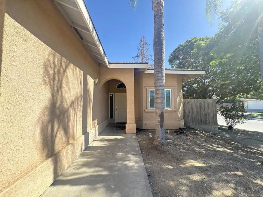 2962 Westminster Court, Merced, CA 95340 - #3