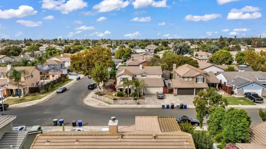 825 Rolling Oak Court, Modesto, CA 95351 - #2