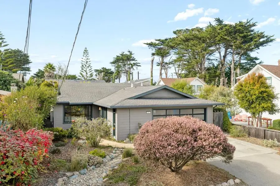 431 California Avenue, Moss Beach, CA 94038 - #2