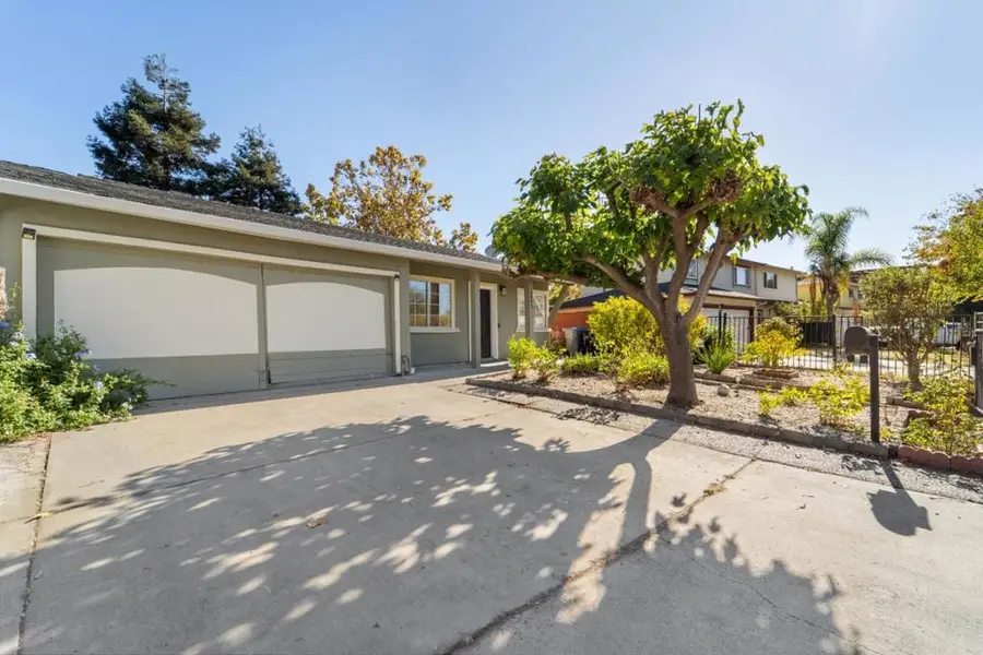 1402 Darwin Court, San Jose, CA 95122 - #2