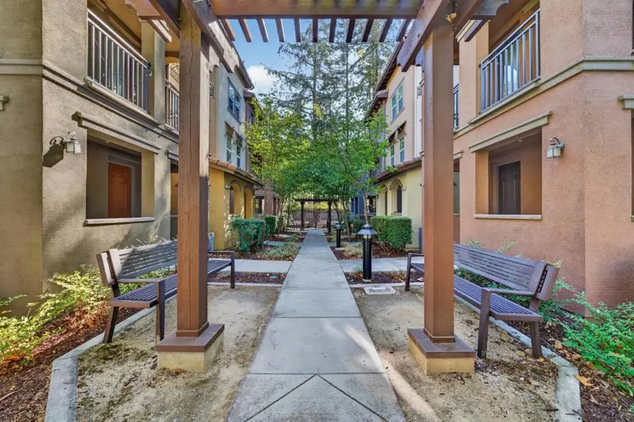 527 Bellezza Place, San Jose, CA 95128 - #2